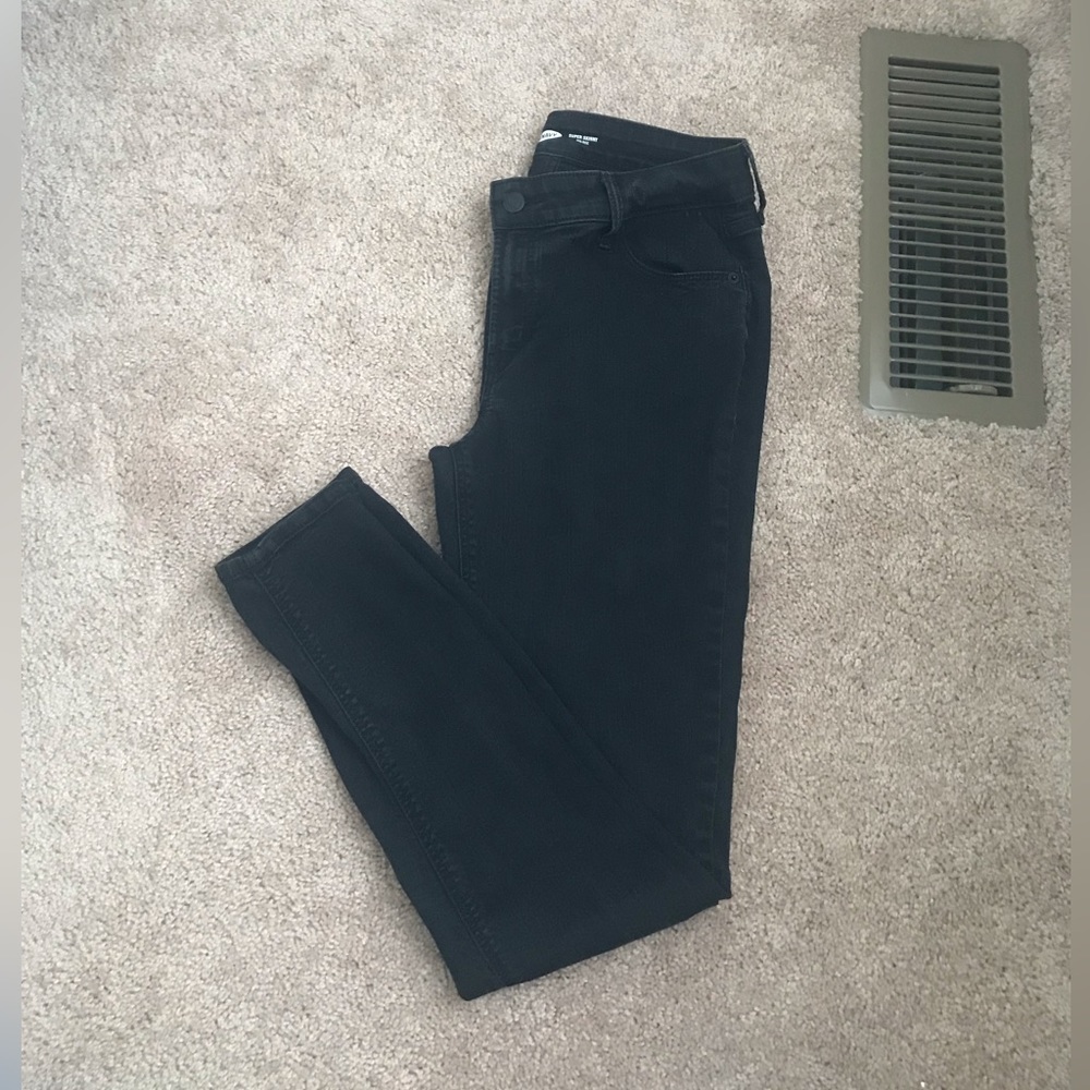 Old Navy Mid Rise Super Skinny Black Jeans